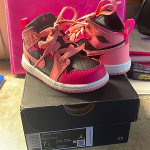 Jordan Ones Dark pink and black